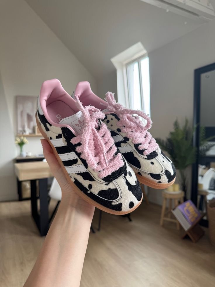 Adidas Samba OG  Cow Print, Gum