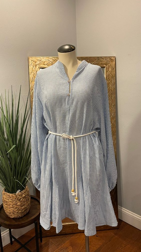 Vestido corto azul rayas blancas detalle cordon EMMA & MICHELLE Talla L