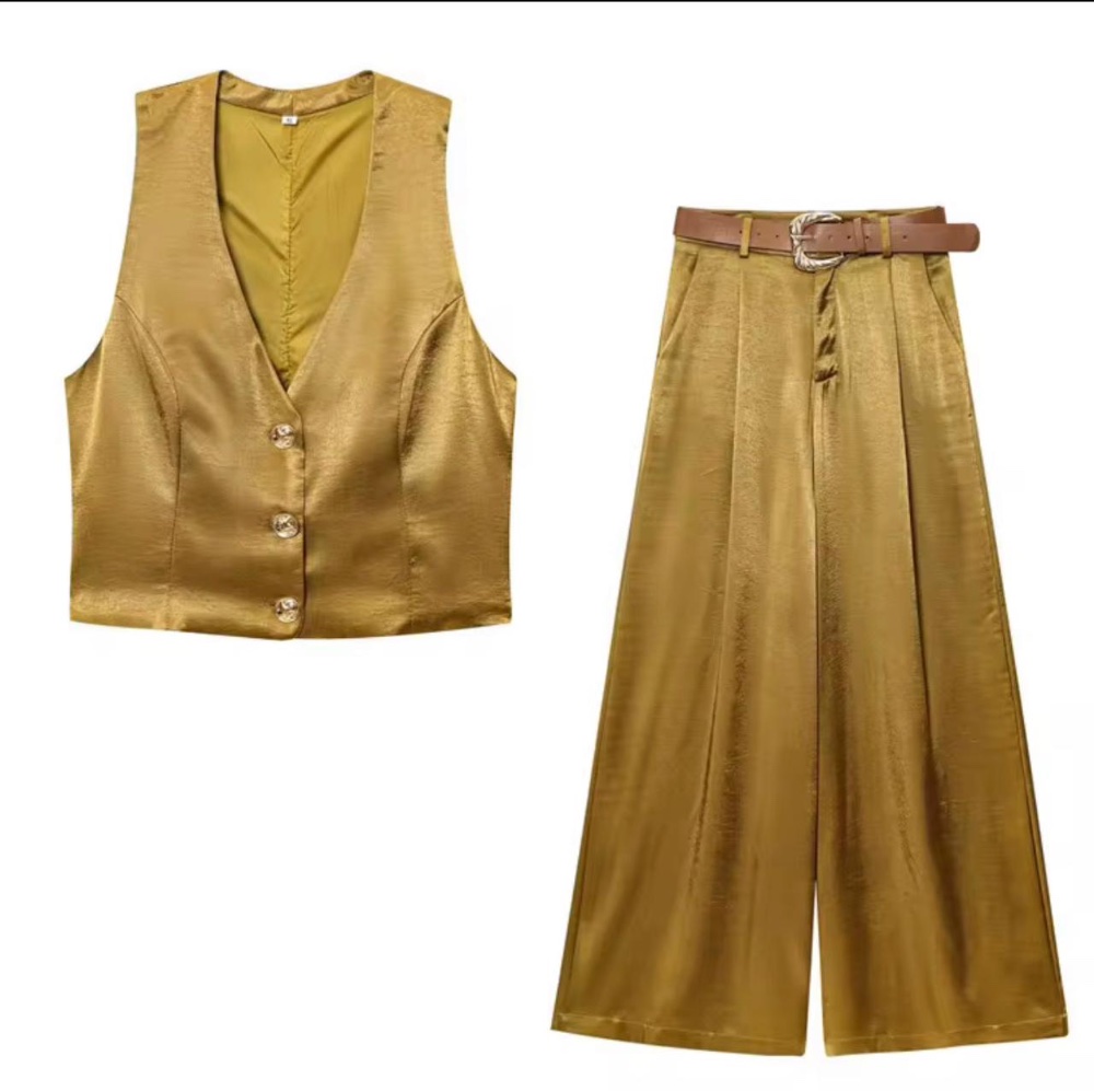 Conjunto 2 piezas top sin mangas y pantaloneta pierna ancha saten dorado