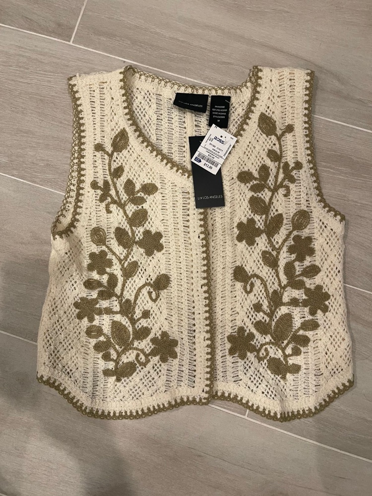 Vest de crochet detalles vedes y cafe LIV LOS ANGELES Talla M