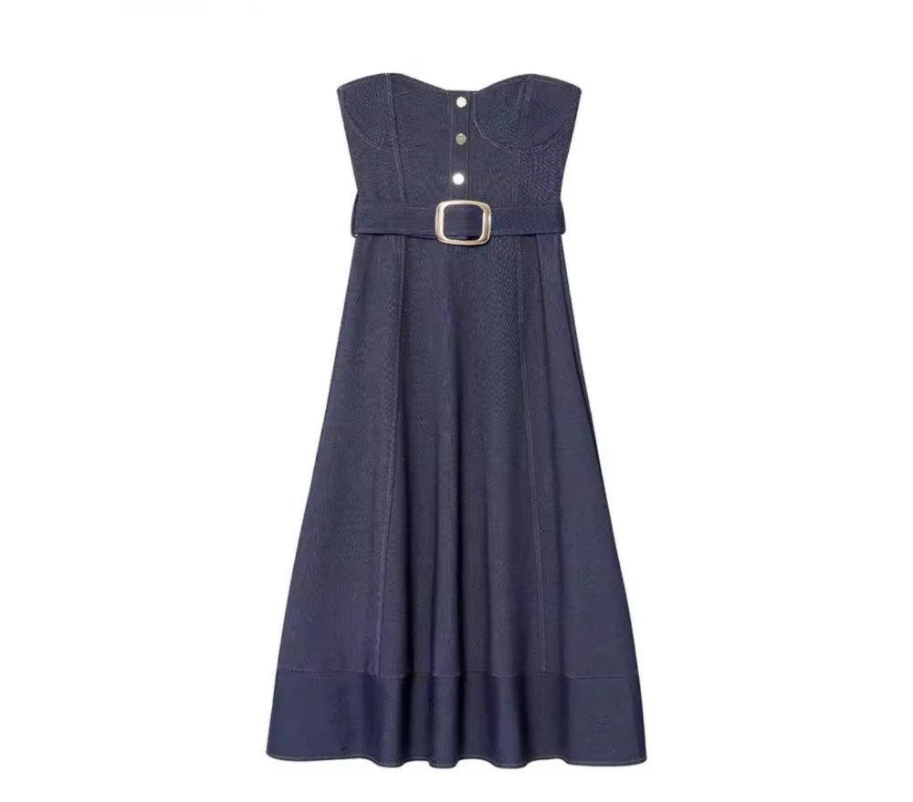 Vestido midi denim azul escote corazon detalle faja