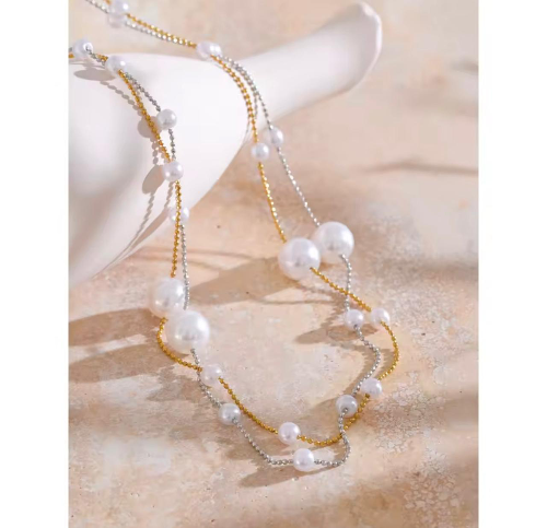 Collar largo de perlas DP