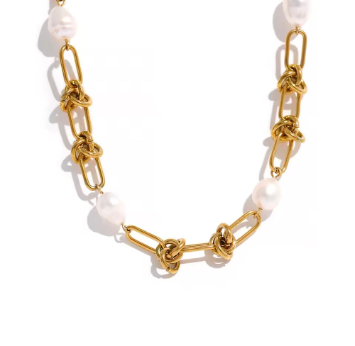 Collar de nuedos con perlas