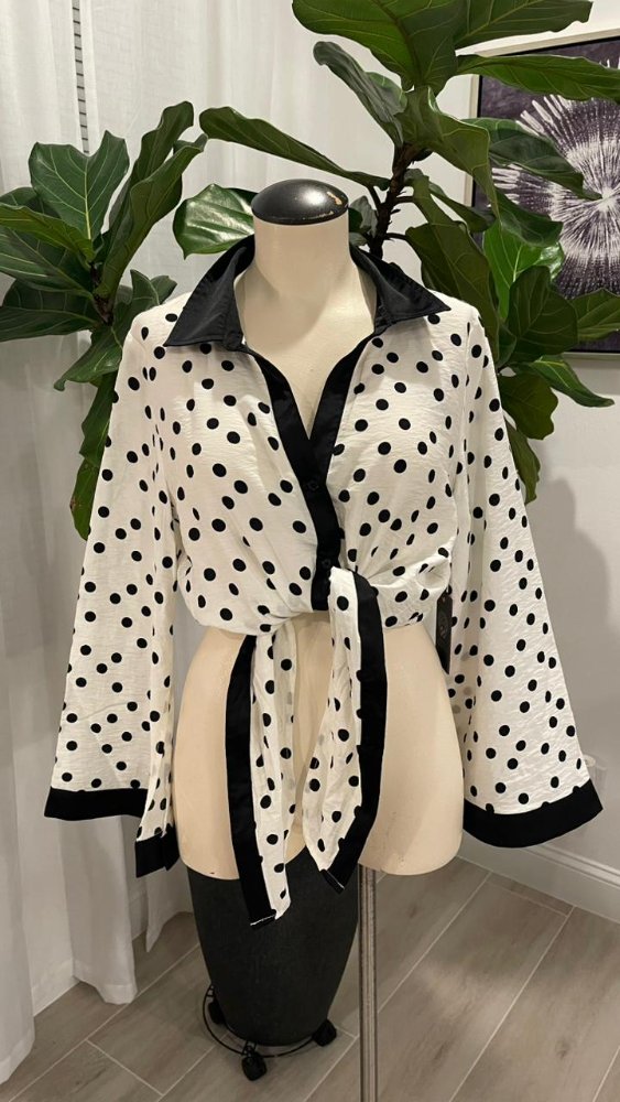 Blusa manga larga POLKA DOT blanca detalle ribete negro VINCE CAMUTO TSML