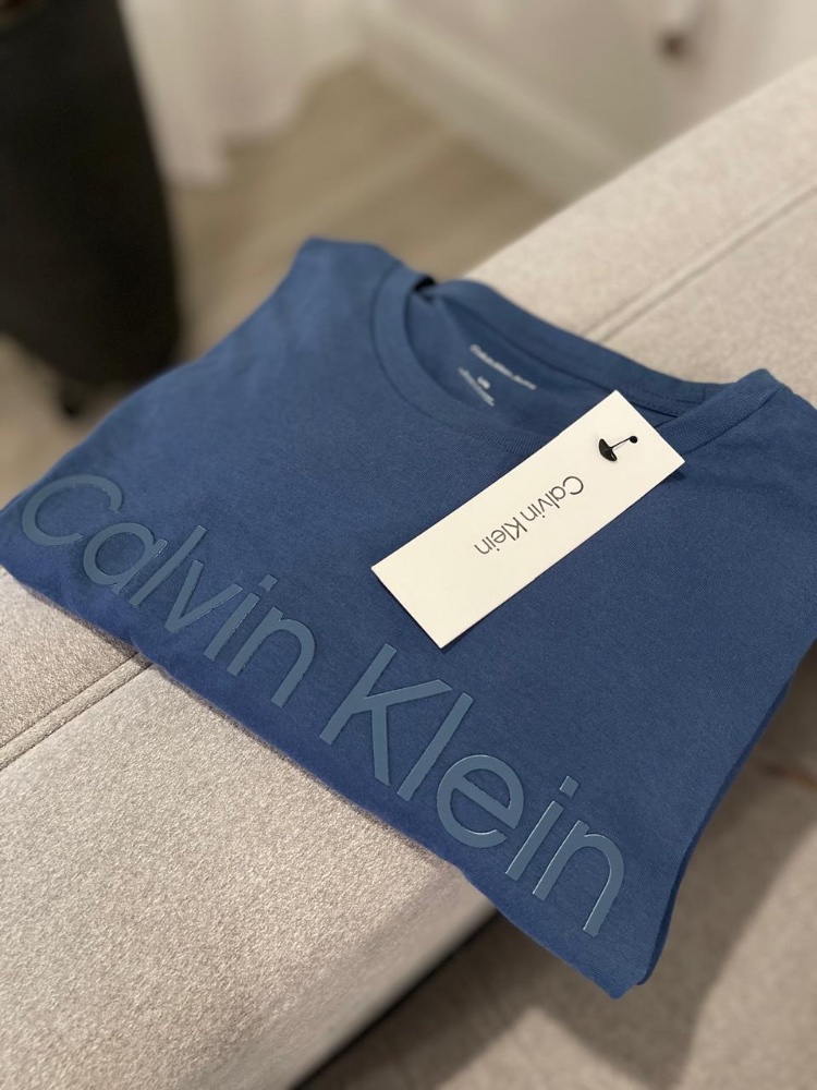 Camisate azul logo goma CALVIN KLEIN Talla M