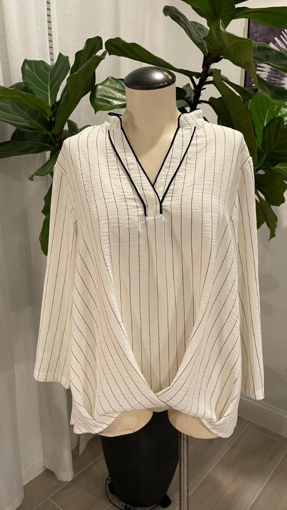 Blusa manga larga blanca rayas negras DICTIONARY T M