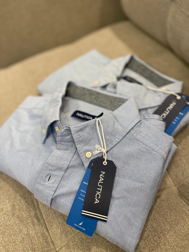 Camisa Azul celeste botones manga corta tela OXFORD NAUTICA
