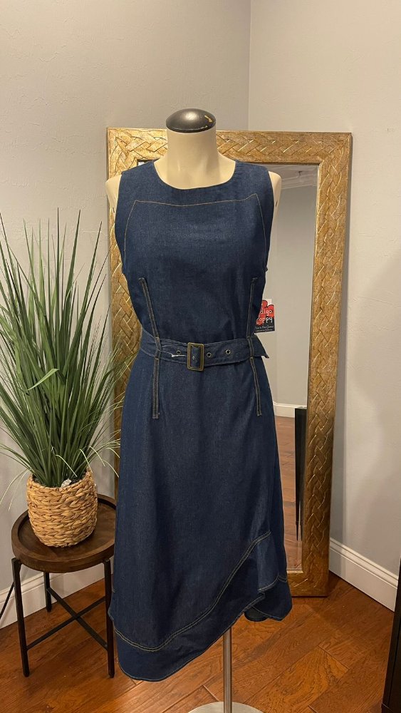 Vestido midi sin mangas denim detalle de faja INDIGO POPPY TML