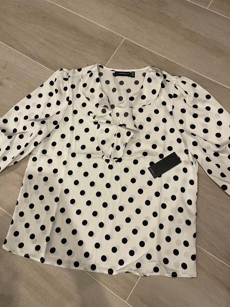 Camisa manga larga blanca saten  POLKA DOT talla M