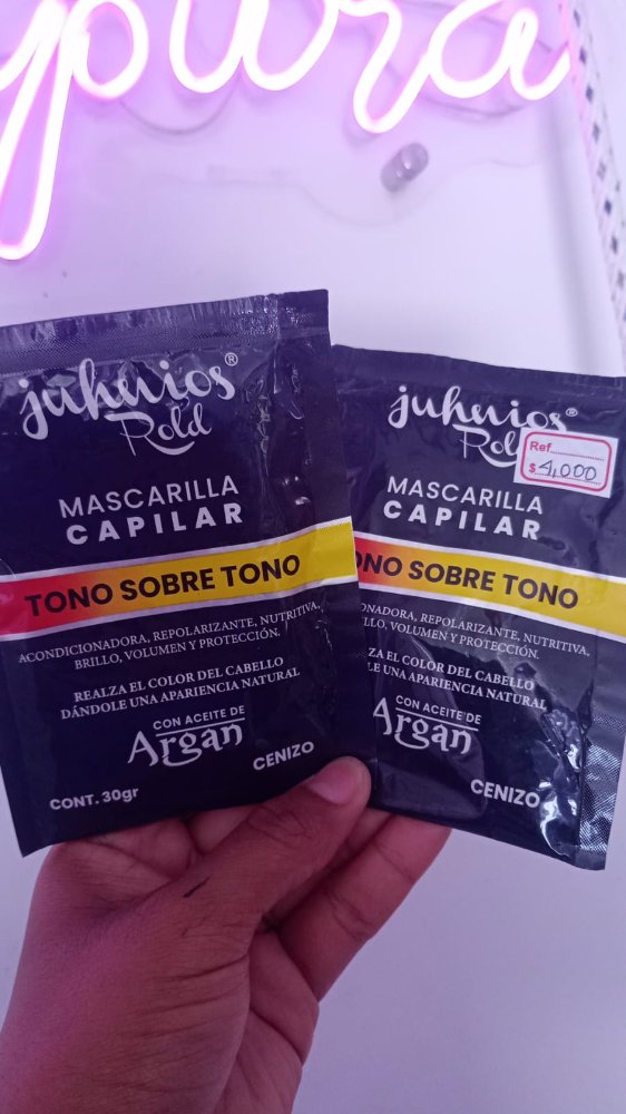 MASCARILLA CENIZO TONO SOBRE TONO