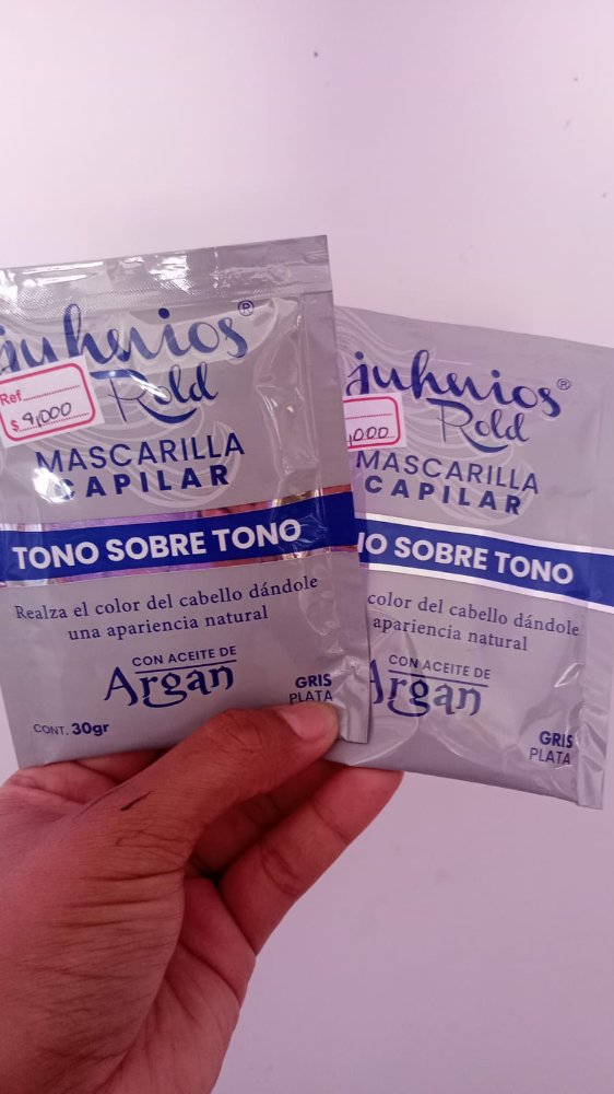 MASCARILLA GRIS PLATA TONO SOBRE TONO