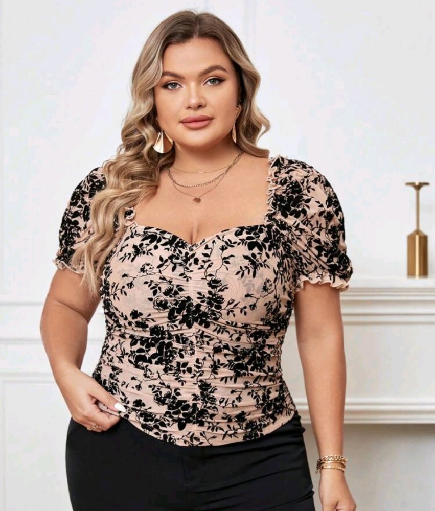 Blusa blanca negra beige