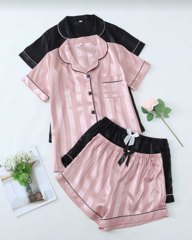 Pijama de short y camisa de botones