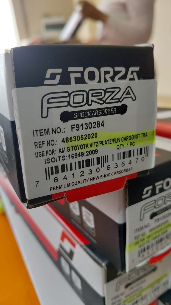 Amortiguador trasero vitz/platz FORZA