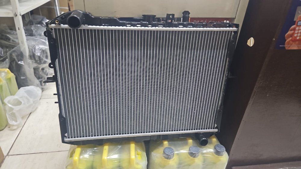 RADIADOR KIA BESTA
