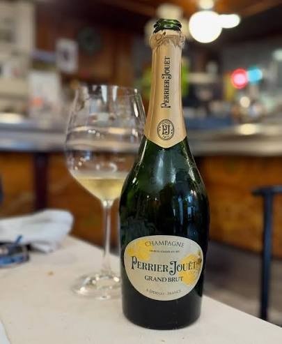 B4 ESPUMANTE PERRIER JOUET