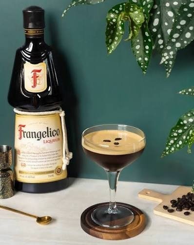 B1 LICOR FRANGELICO