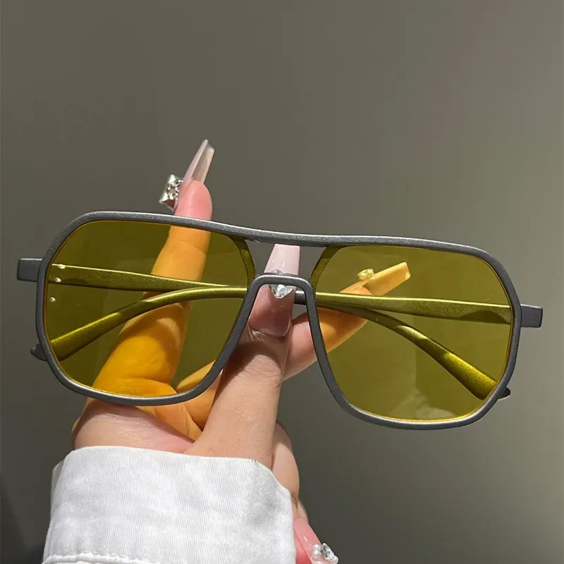 lentes amarillos