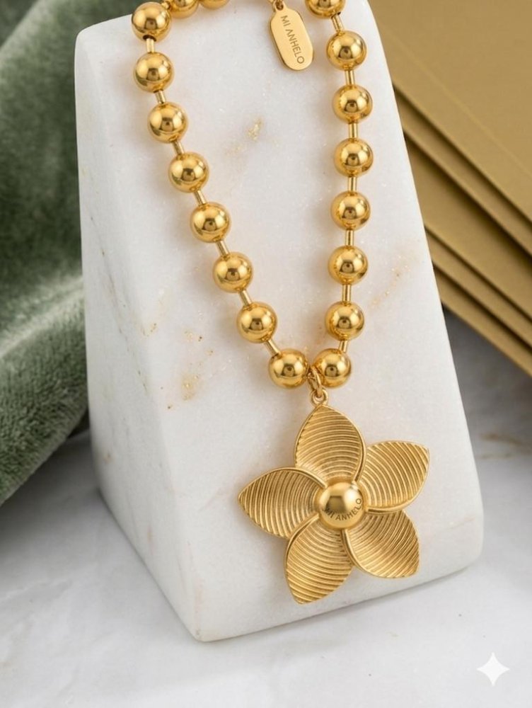 Pulsera de flor acanalada