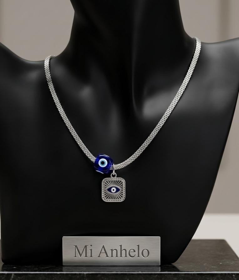 Collar plateado ojo turco cuadrado y de resina