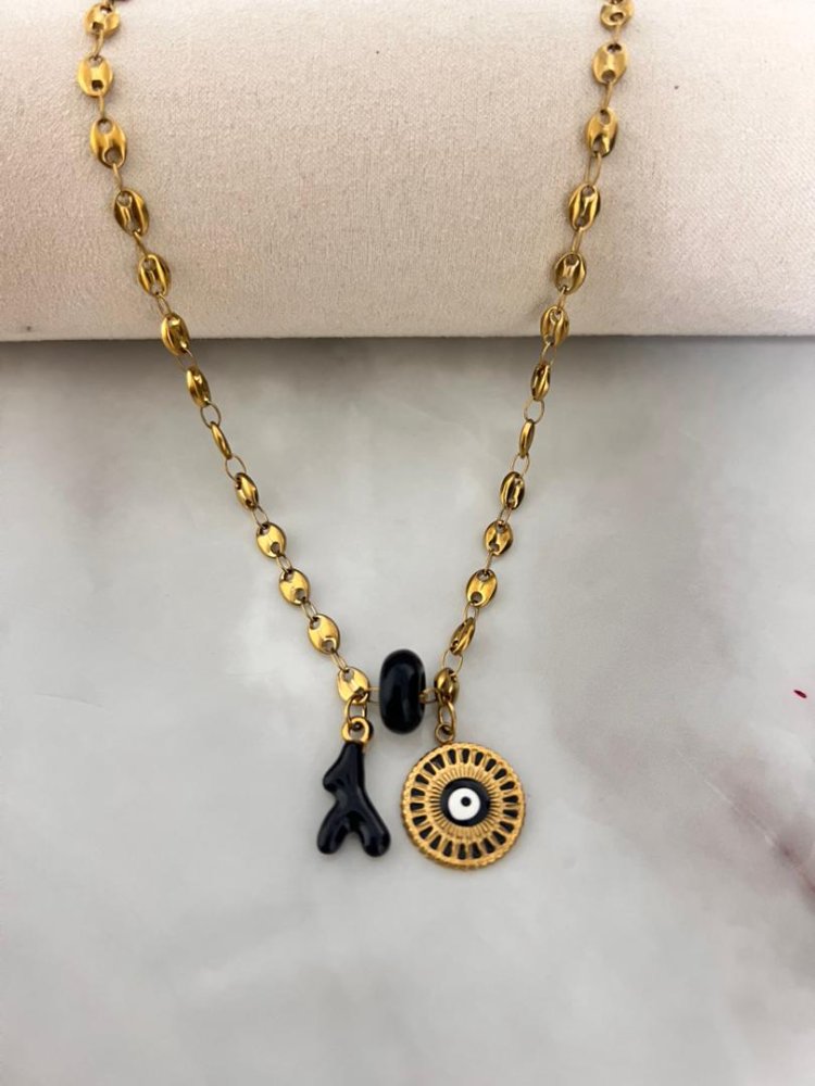Collar Gucci con dijes