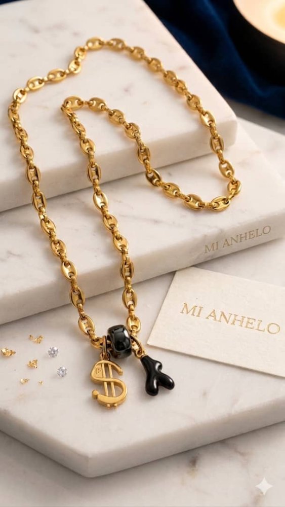 Collar con dije de signo de dolar