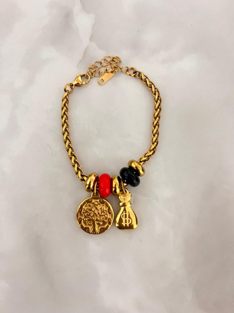 Pulsera con multiples dijes
