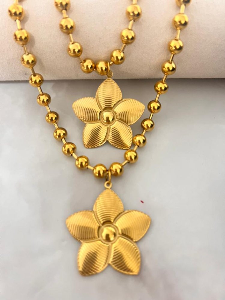 Set de collar y pulsera de flor