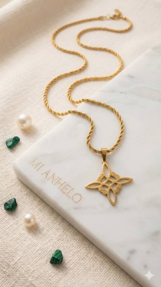 Collar dorado nudo de bruja