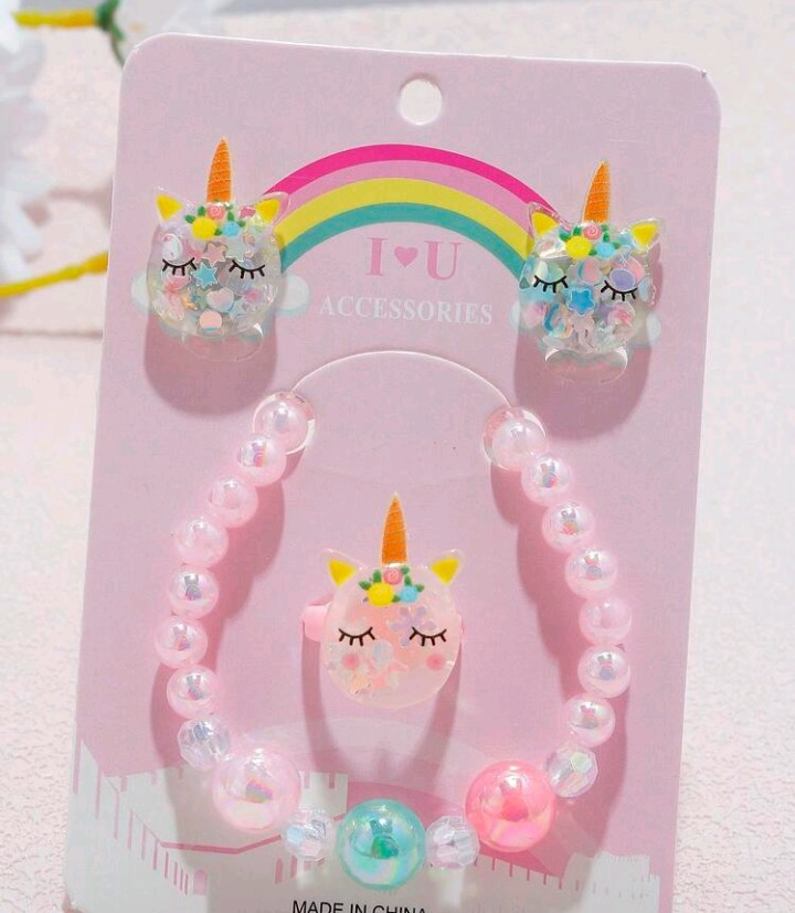 Set 3 Piezas (Pulera, zarcillos y anillo) Unicornio