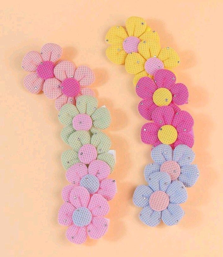 Set de 2 Pares de pinzas de flores de bebe colores varios