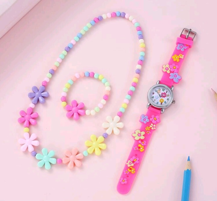 Set 3 Pzas (Collar, reloj y pulsera) fucsia con flores