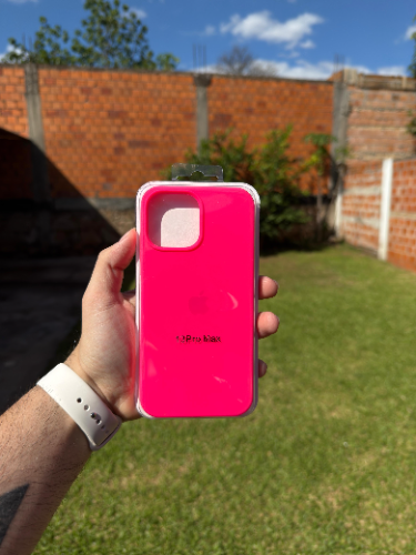 Case Iphone 13 Pro Max Silicona Color Fucsia