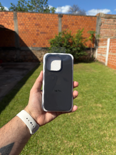 Case Iphone 14 Pro Silicona Color Negro