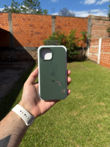 Case Iphone 14 Silicona Color Verde