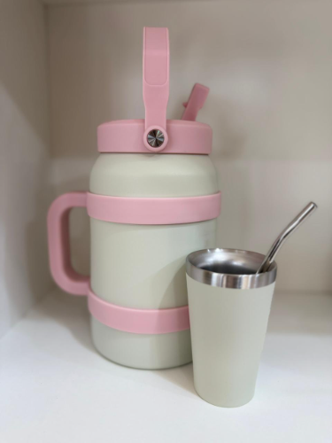 Kit Garrafita de 1.9L Verde Claro con Rosa
