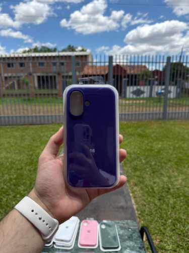 Case Iphone 16 Silicona Color Azul Oscuro