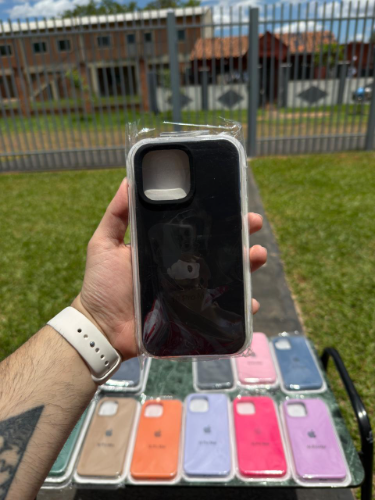 Case Iphone 16 Pro Max Silicona Color Negro