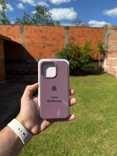Case Iphone 13 Pro Silicona Color Morado Calido