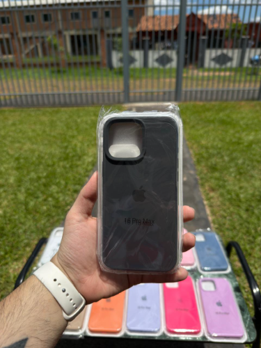 Case Iphone 16 Pro Max Silicona Color Gris