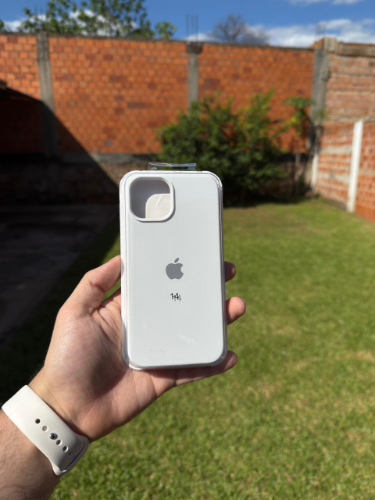 Case Iphone 14 Silicona Color Blanco