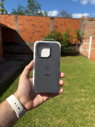 Case Iphone 14 Pro Silicona Color Gris