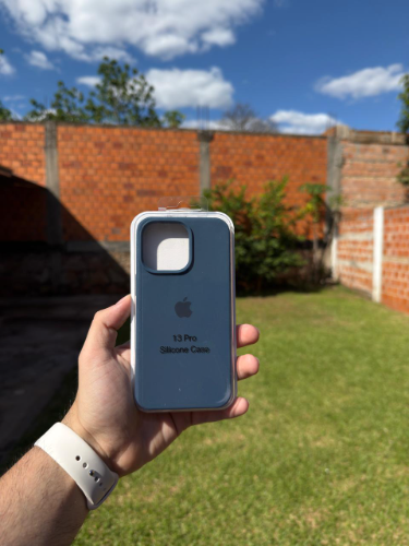 Case Iphone 13 Pro Silicona Color Azul Acero