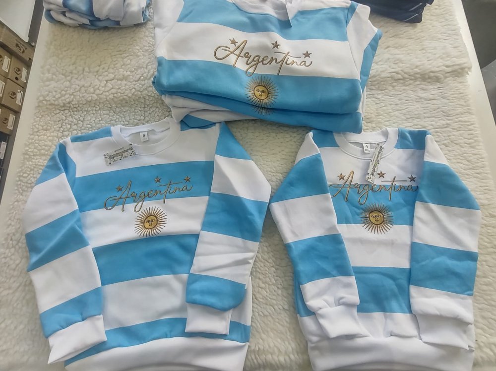 BUZO ARGENTINA SIN CAPUCHA
