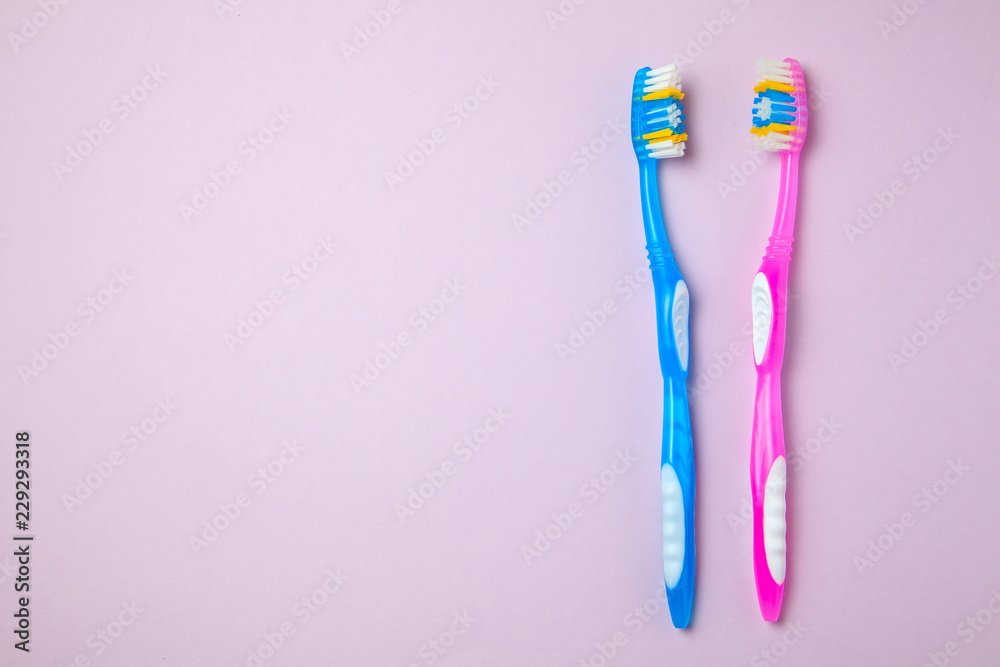 Cepillo  de dientes usemed medio