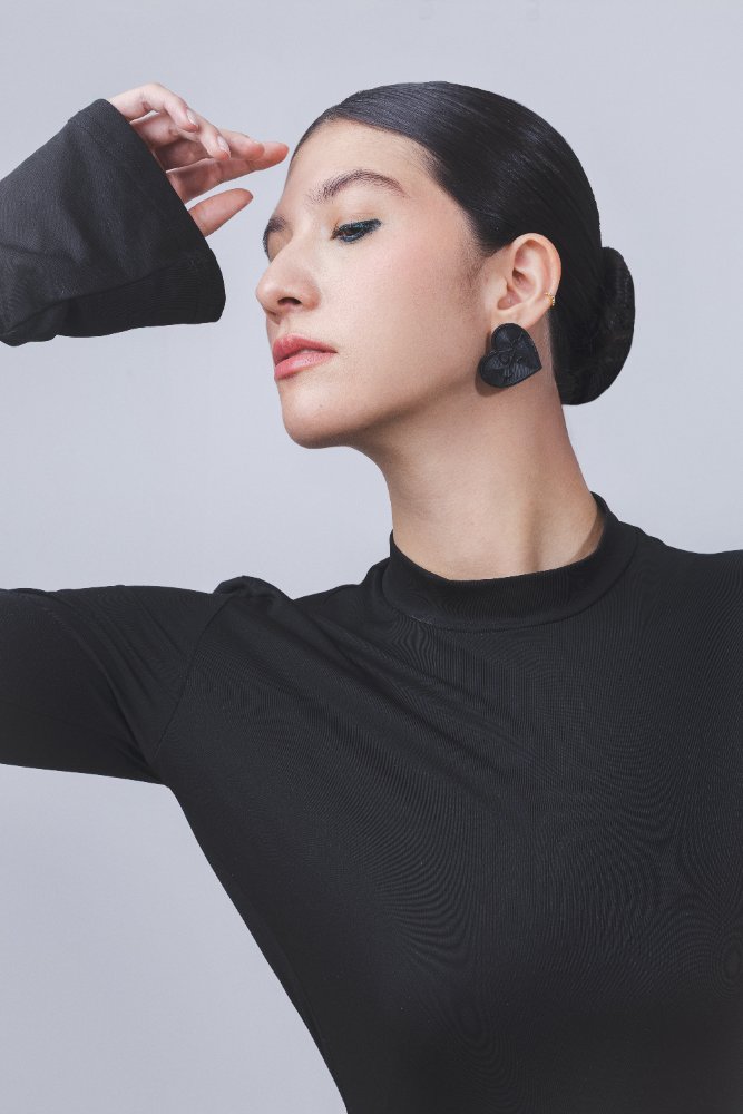 Aretes Corazón Negro
