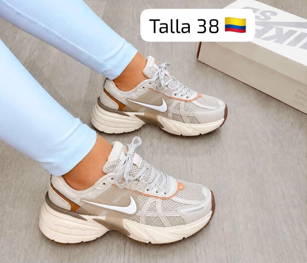 Nike V2K Run - Dama "Beige/White/Brown"