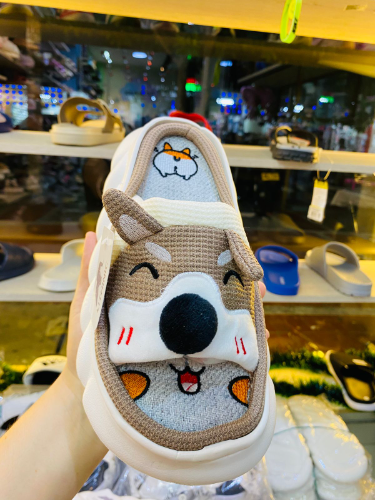 PANTUFLA LOBO Y ZORRO