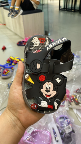 SANDALIA TIPO CANASTA MICKEY -CAPI - ARAÑA