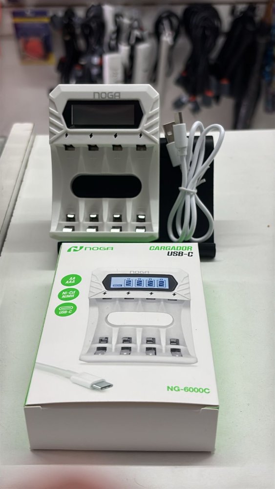 Cargador de pilas a USB c con display Noga ng6000c